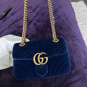 Gucci Marmont flap navy blue velvet purse